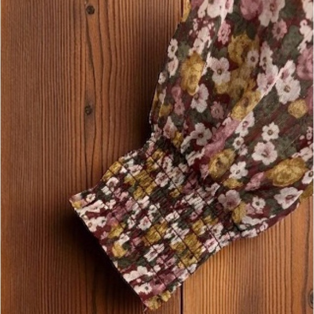 Torrid 3X Blouse Long Sleeve Fall Floral Metallic Thread Button Details Relaxed - Picture 8 of 14